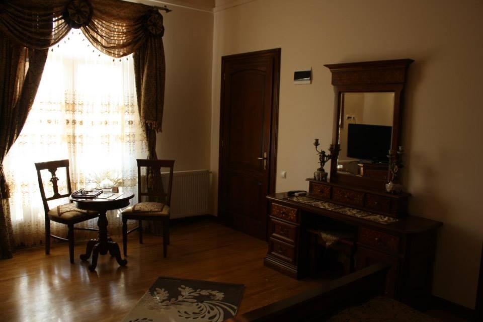 Pensiunea Trei Pini Seini Exterior foto